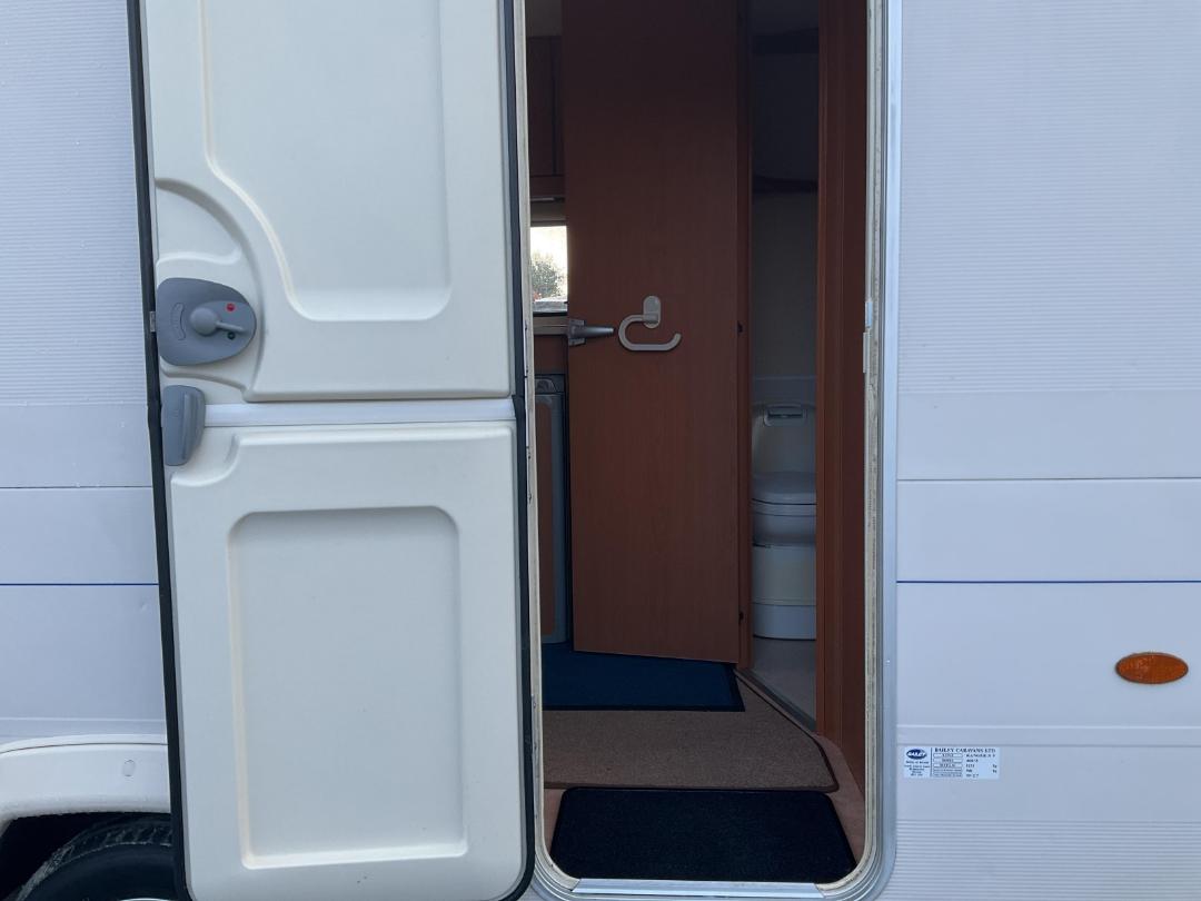 Photo '18' of BAILEY RANGER 460/2 Caravan - Single Photo '18' of BAILEY RANGER 460/2 Caravan - Single