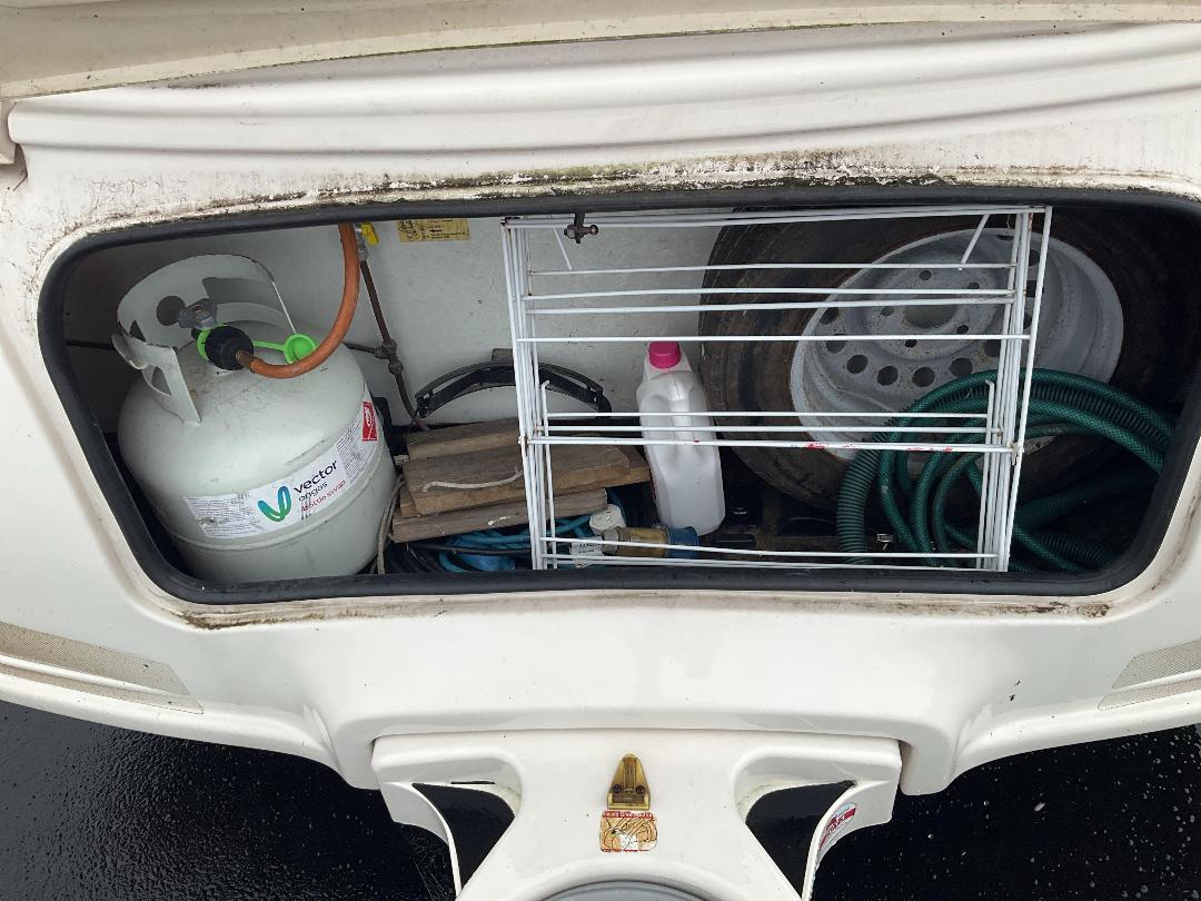 Photo '11' of Bailey Senator Caravan - Tandem Photo '11' of Bailey Senator Caravan - Tandem