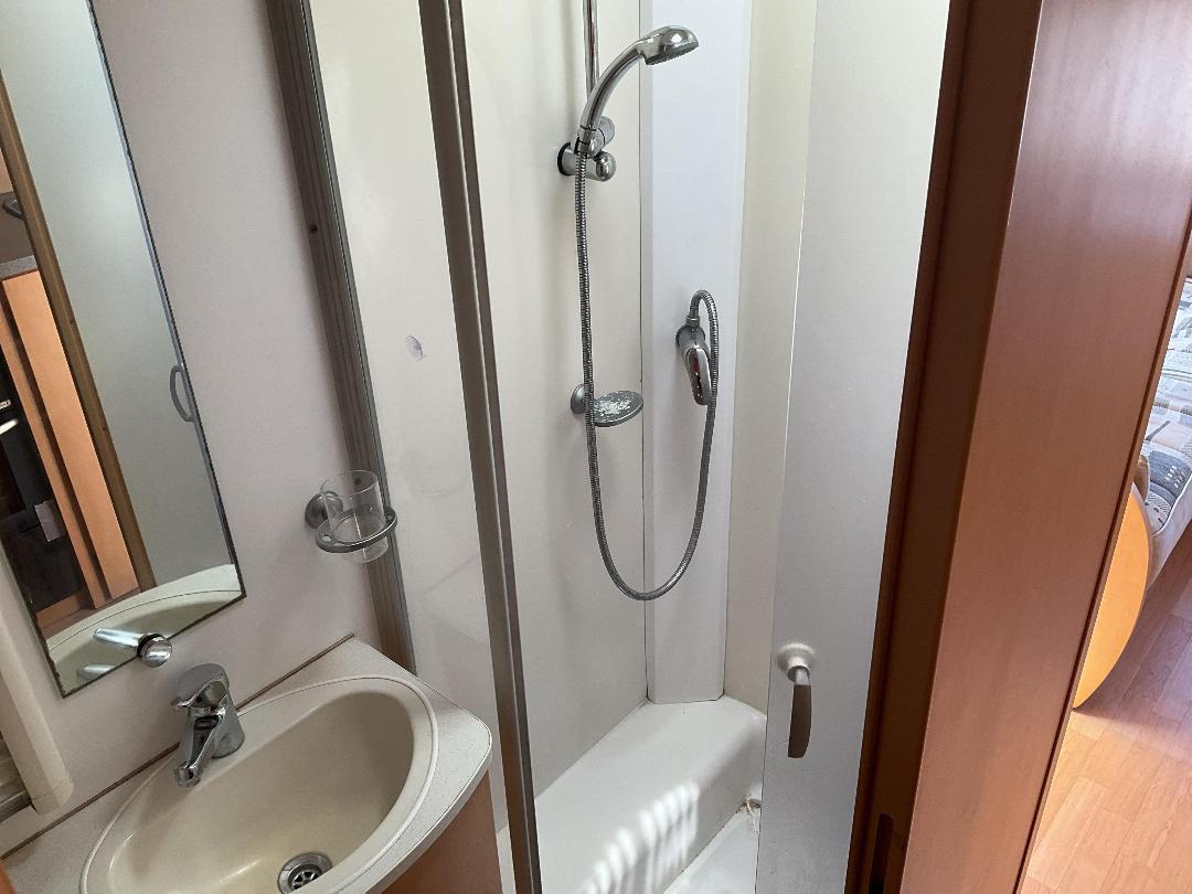 Photo '23' of Bailey Senator Caravan - Tandem Photo '23' of Bailey Senator Caravan - Tandem