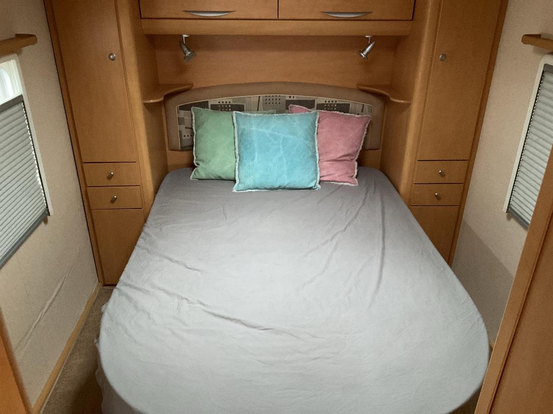 Photo '19' of Bailey Senator Caravan - Tandem Photo '19' of Bailey Senator Caravan - Tandem