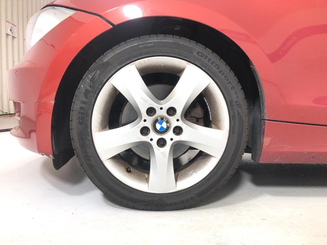 Photo '4' of BMW 1 Series 120I Cabrio Photo '4' of BMW 1 Series 120I Cabrio