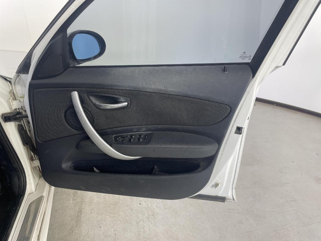 Photo '13' of BMW 120I