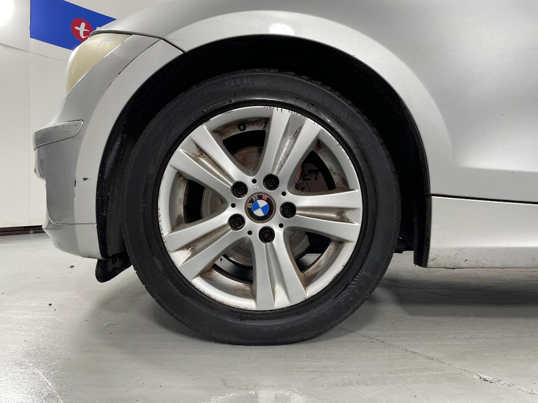 Photo '10' of BMW 120I Photo '10' of BMW 120I