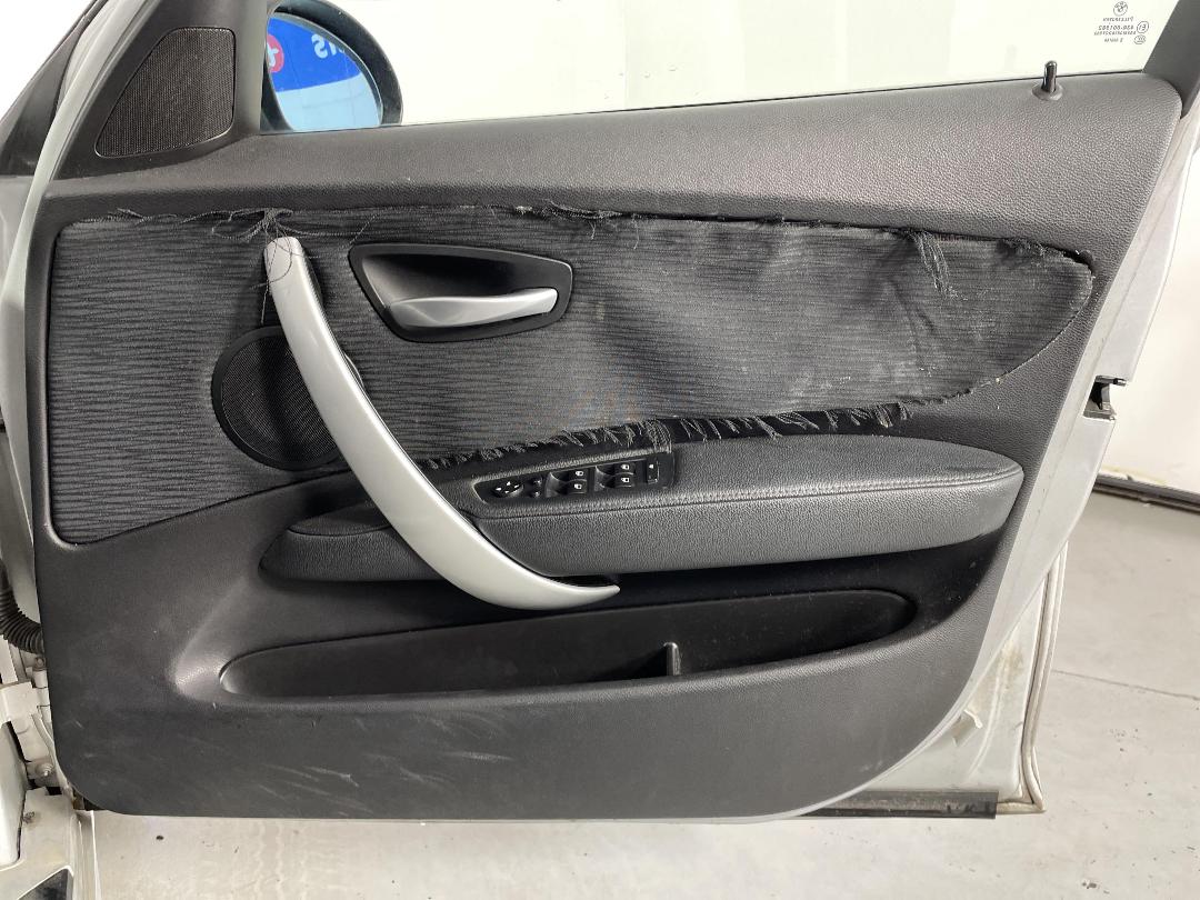 Photo '15' of BMW 120I Photo '15' of BMW 120I