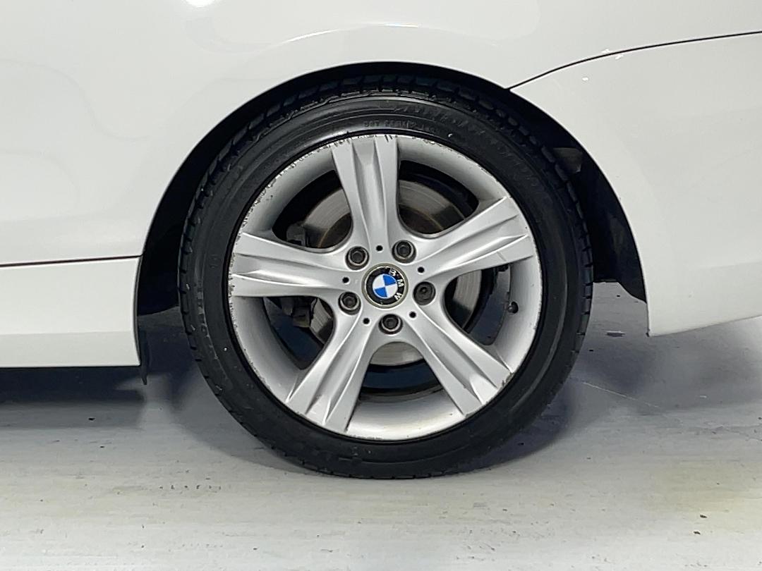 Photo '11' of BMW 120I Photo '11' of BMW 120I