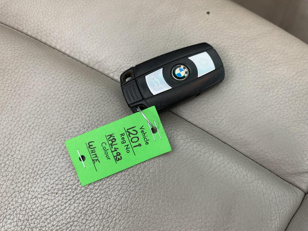 Photo '21' of BMW 120I Photo '21' of BMW 120I