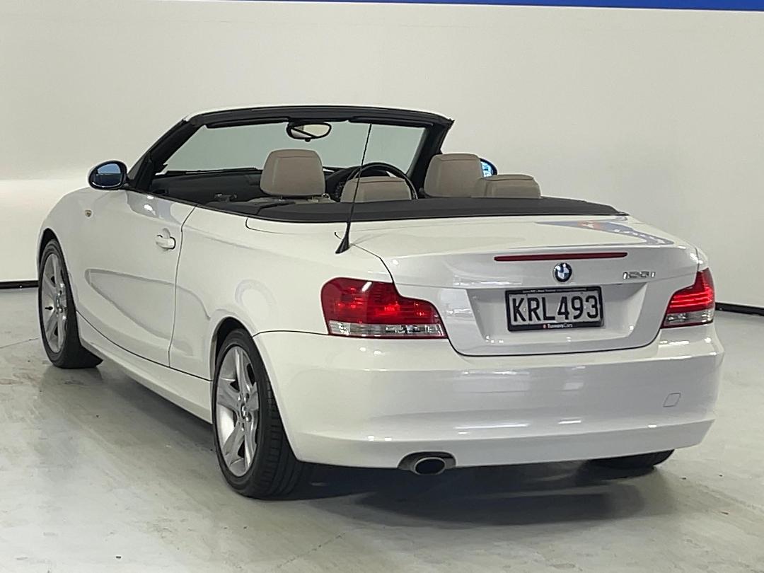 Photo '28' of BMW 120I Photo '28' of BMW 120I