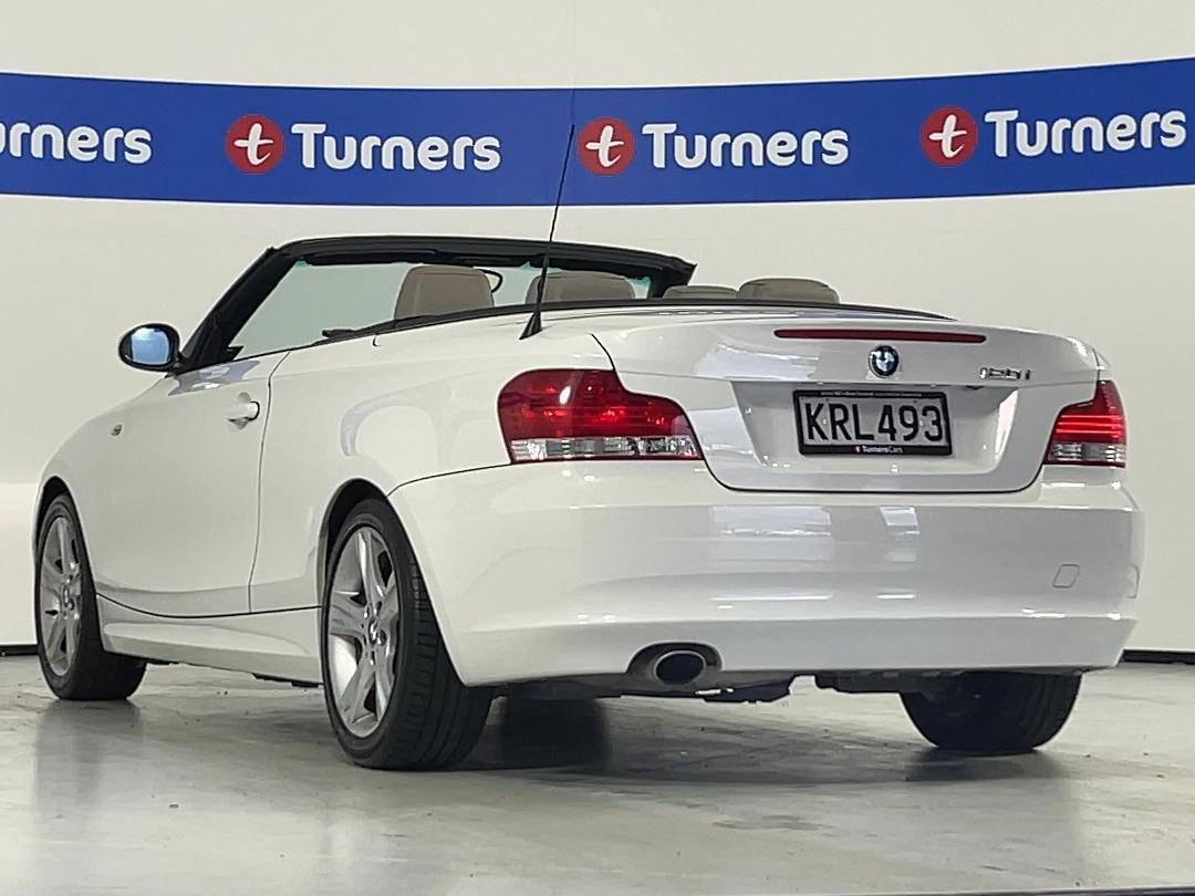 Photo '29' of BMW 120I Photo '29' of BMW 120I