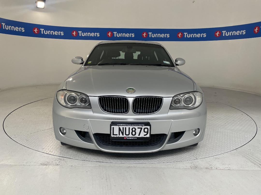 Photo '2' of BMW 130I