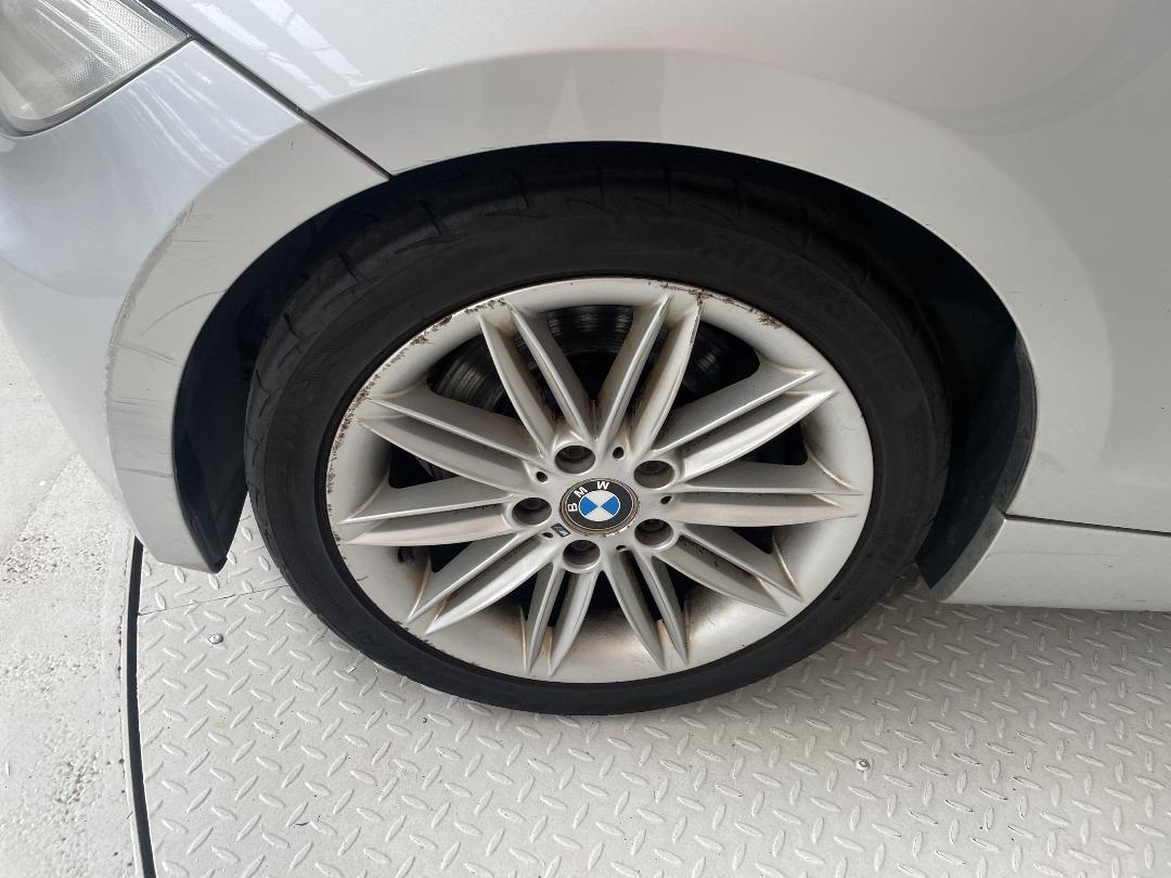 Photo '10' of BMW 130I