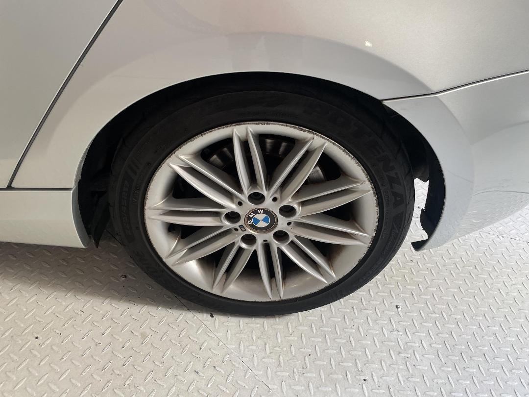 Photo '11' of BMW 130I