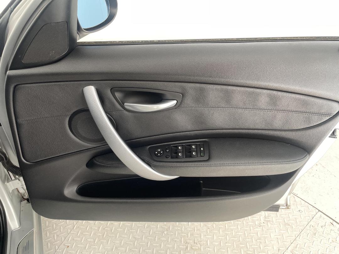 Photo '15' of BMW 130I