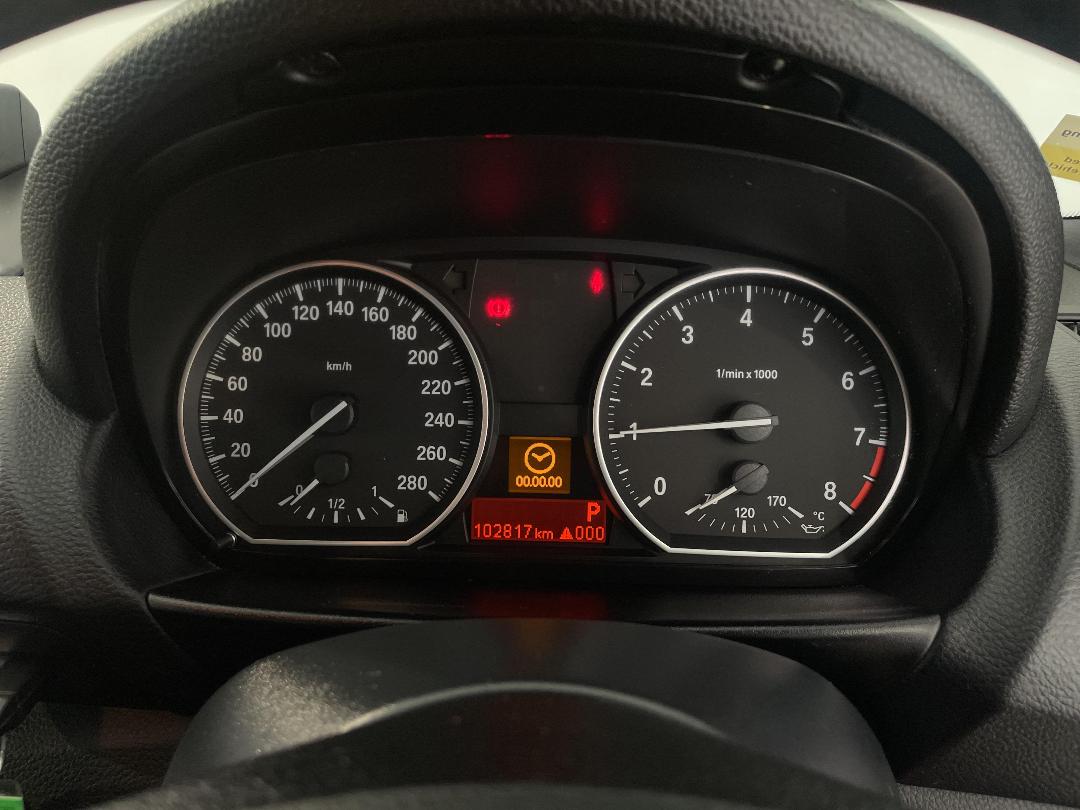 Photo '21' of BMW 130I