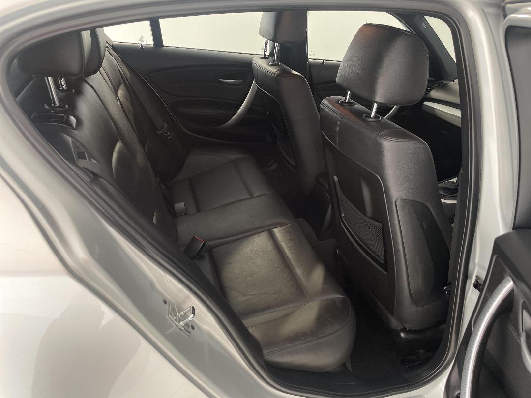 Photo '20' of BMW 130I