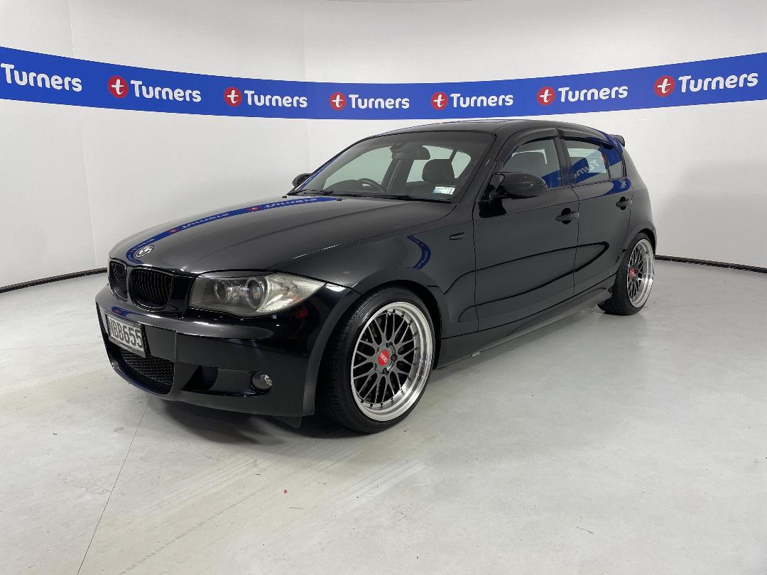 Photo '4' of BMW 130I