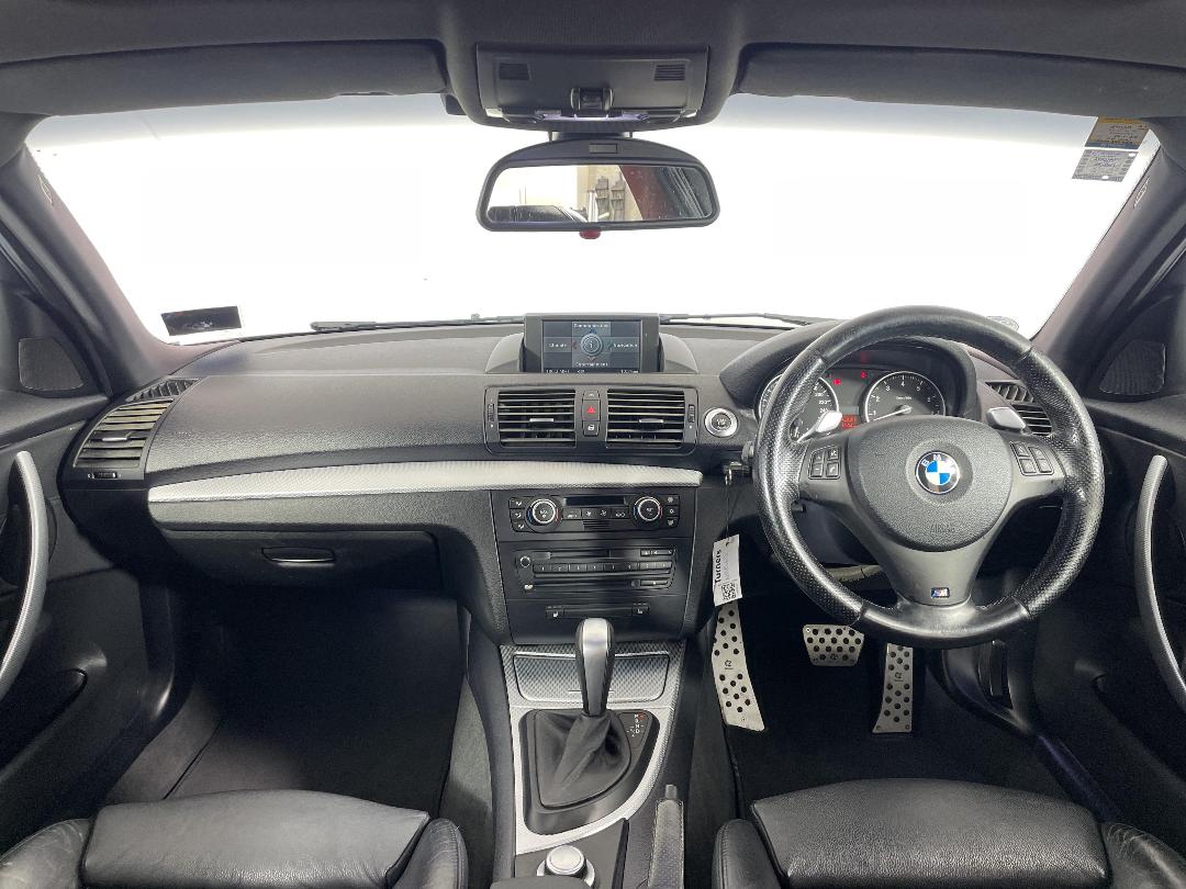 Photo '17' of BMW 130I