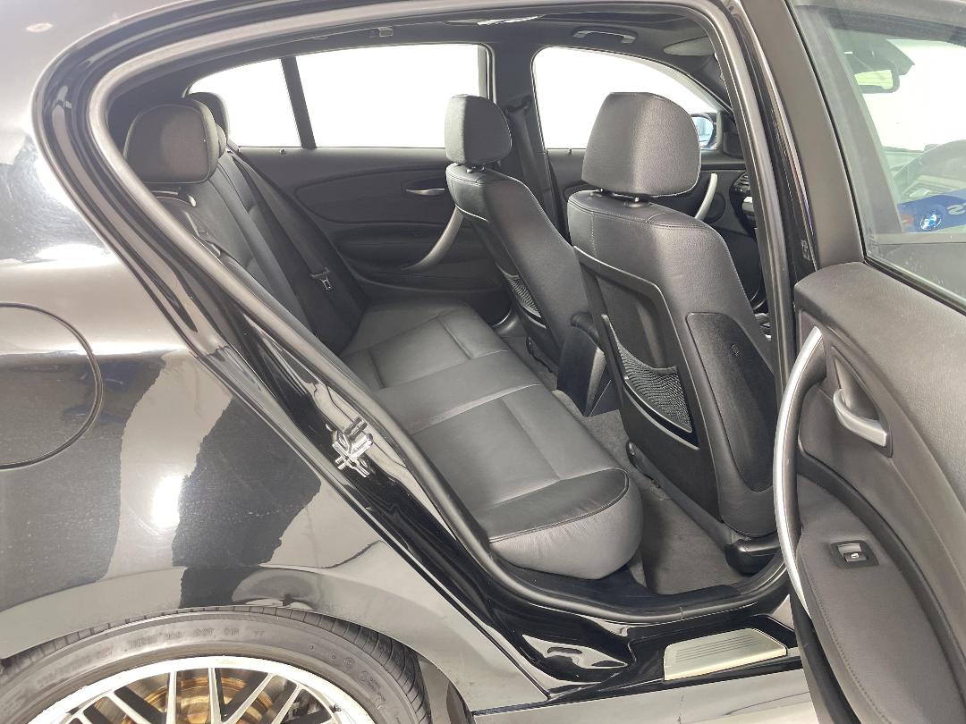 Photo '20' of BMW 130I