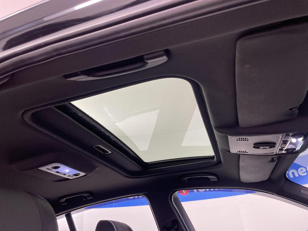 Photo '23' of BMW 130I