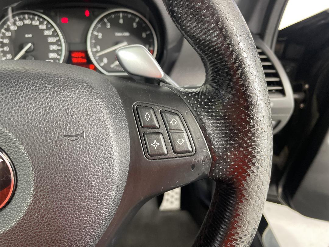 Photo '25' of BMW 130I