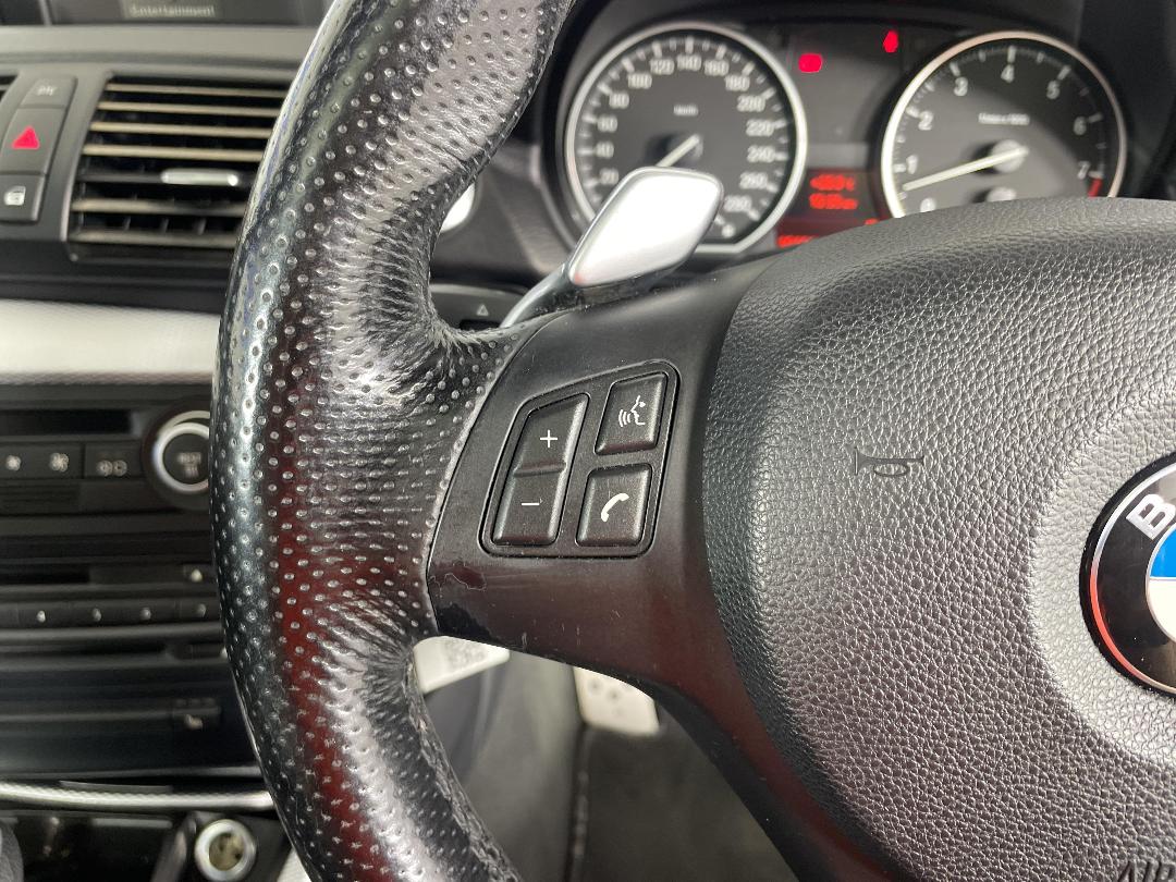 Photo '24' of BMW 130I