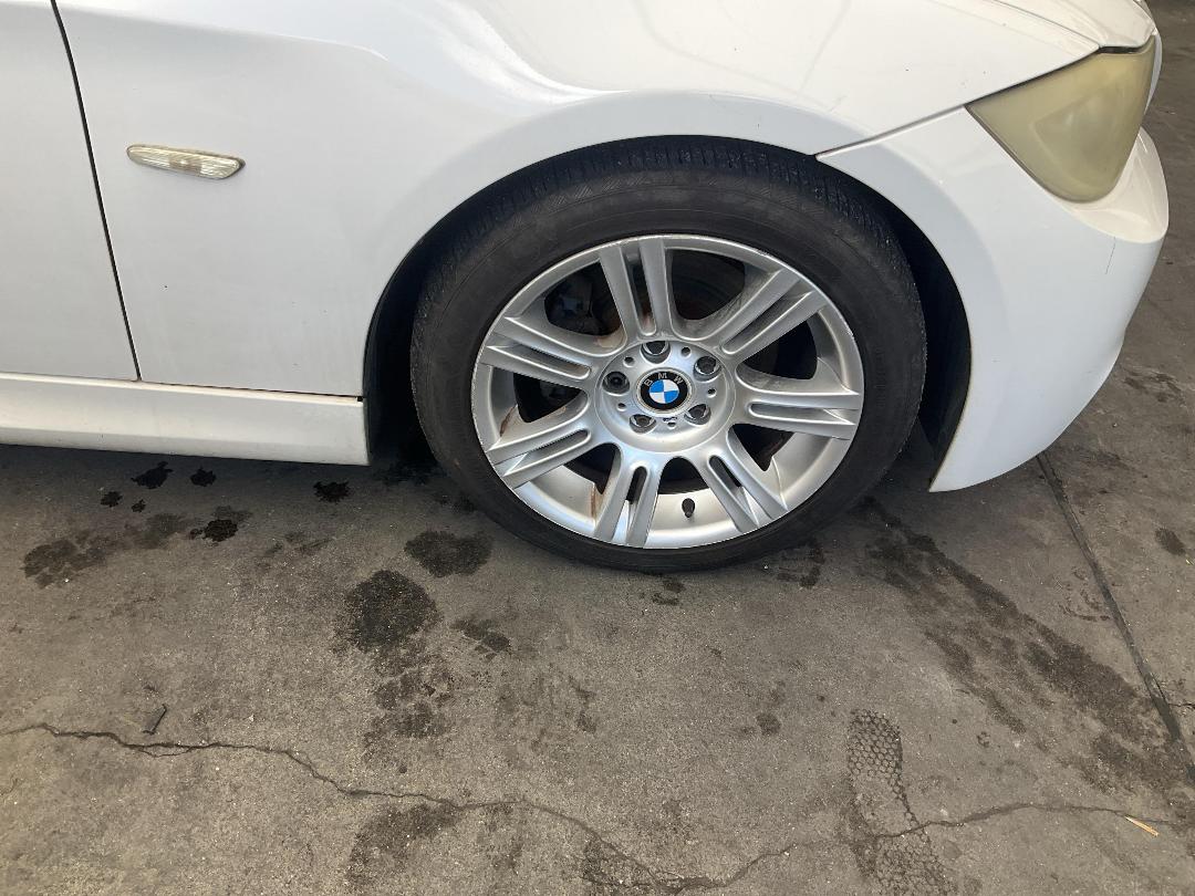 Photo '2' of BMW 320I