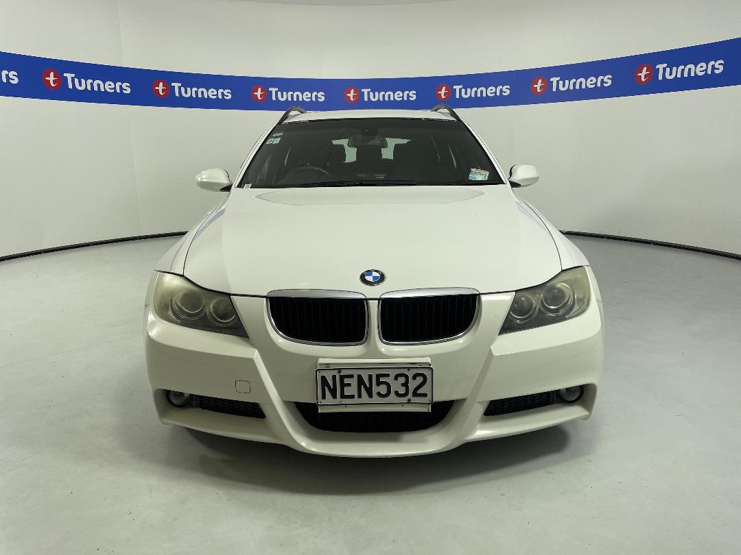 Photo '2' of BMW 320I