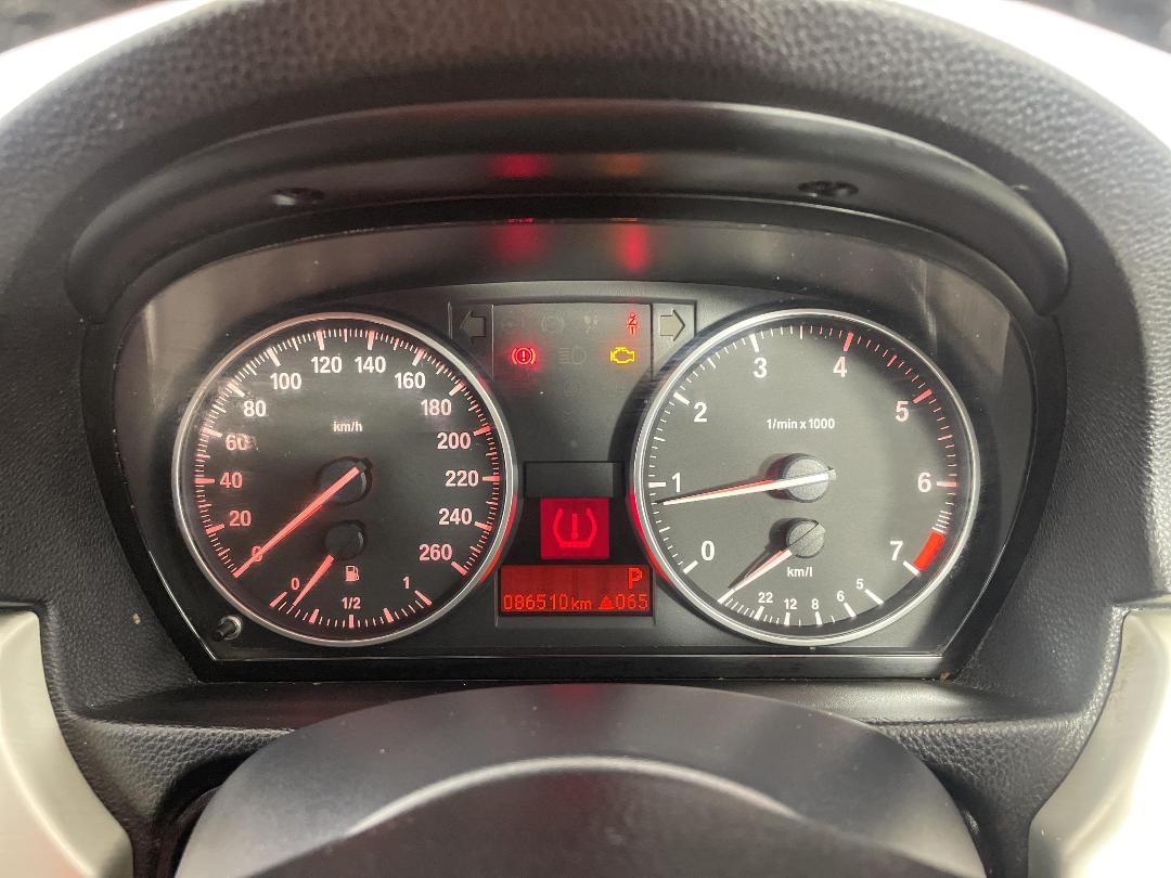 Photo '21' of BMW 320I