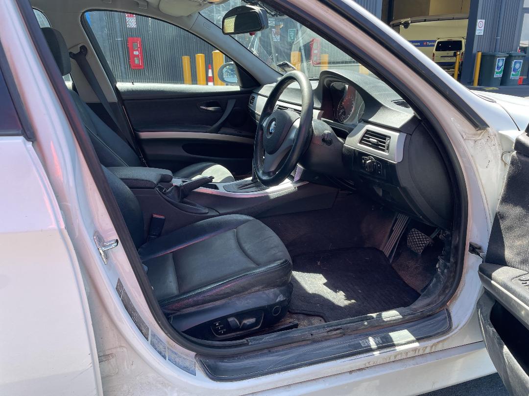 Photo '14' of BMW 320I Photo '14' of BMW 320I