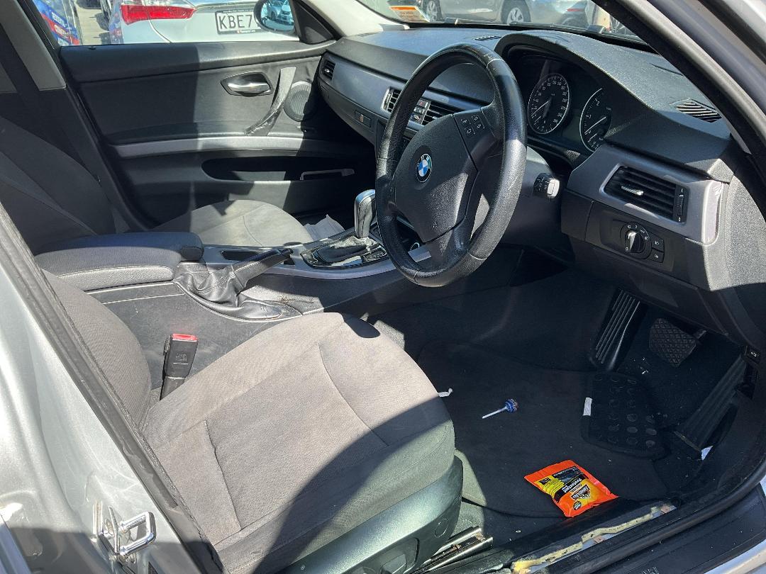 Photo '6' of BMW 320I