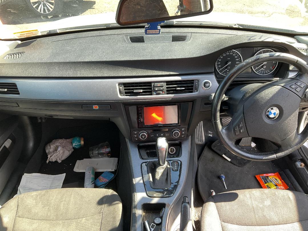 Photo '8' of BMW 320I