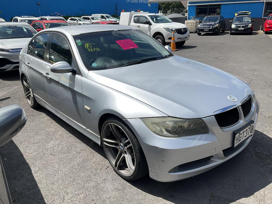 Photo '13' of BMW 320I