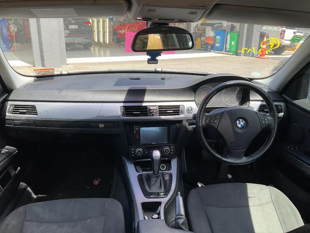 Photo '25' of BMW 320I