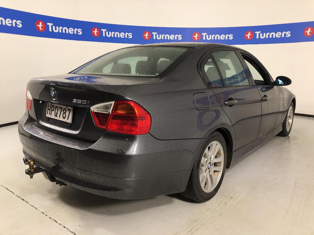 Photo '7' of BMW 320I Photo '7' of BMW 320I