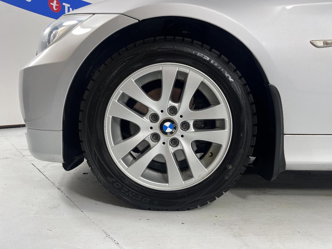 Photo '10' of BMW 320I Photo '10' of BMW 320I