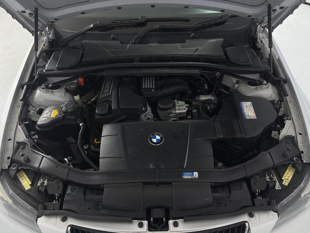 Photo '13' of BMW 320I Photo '13' of BMW 320I