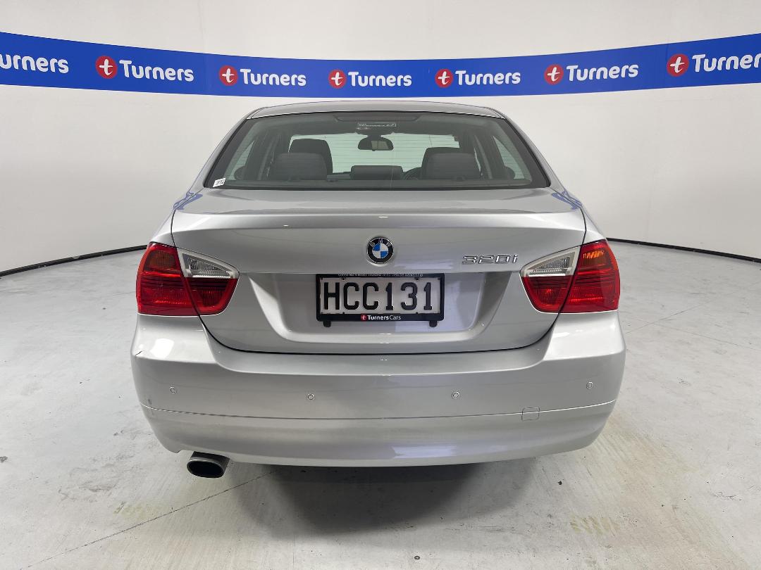 Photo '6' of BMW 320I Photo '6' of BMW 320I