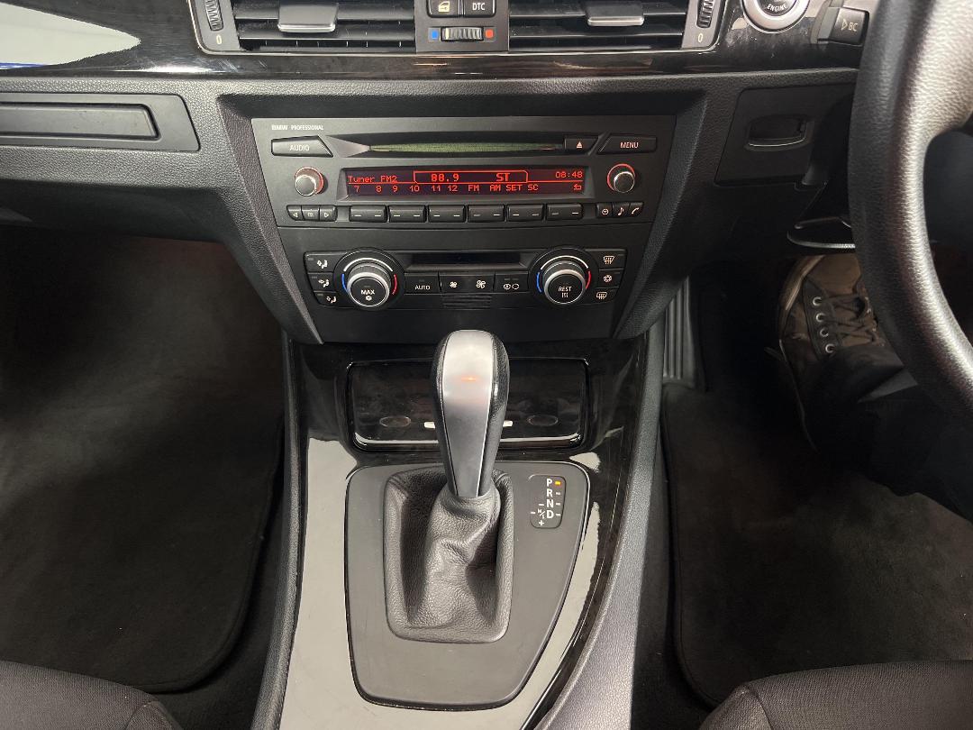 Photo '18' of BMW 320I Photo '18' of BMW 320I