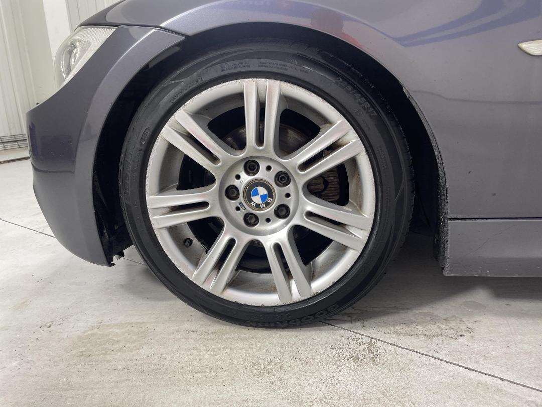 Photo '10' of BMW 323I