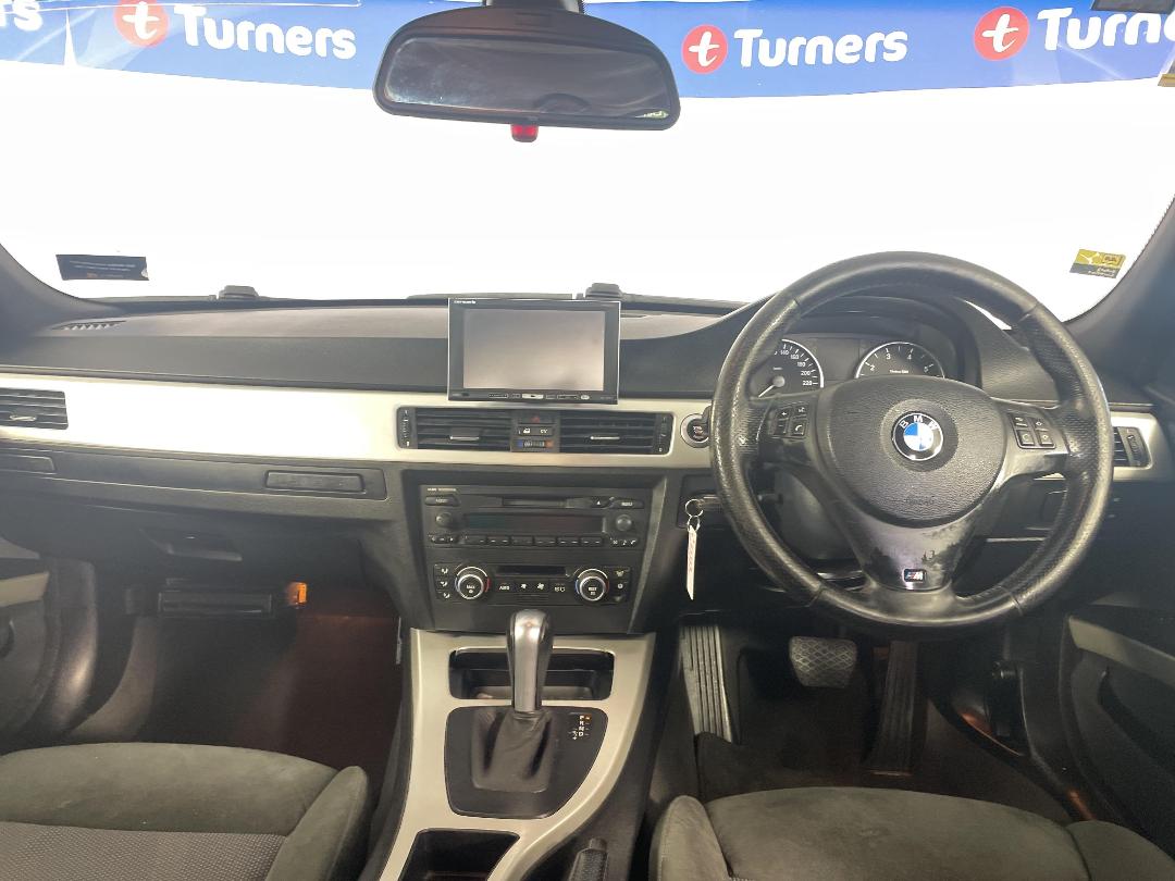 Photo '17' of BMW 323I