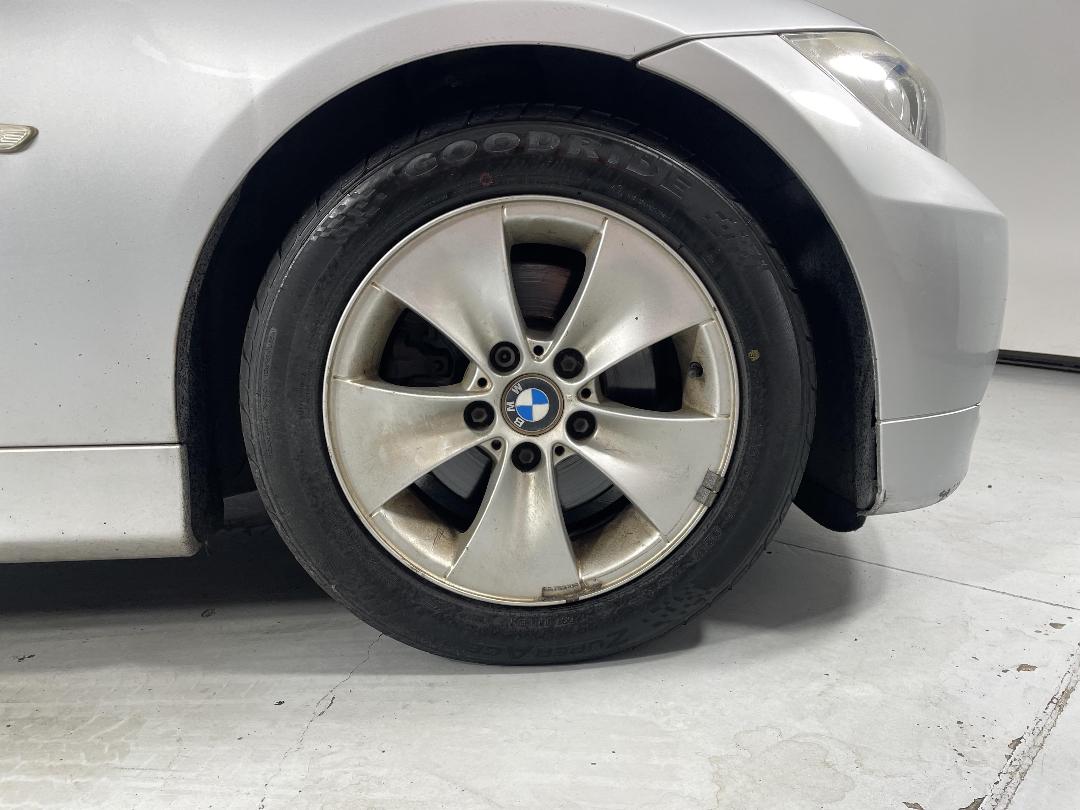 Photo '9' of BMW 323I