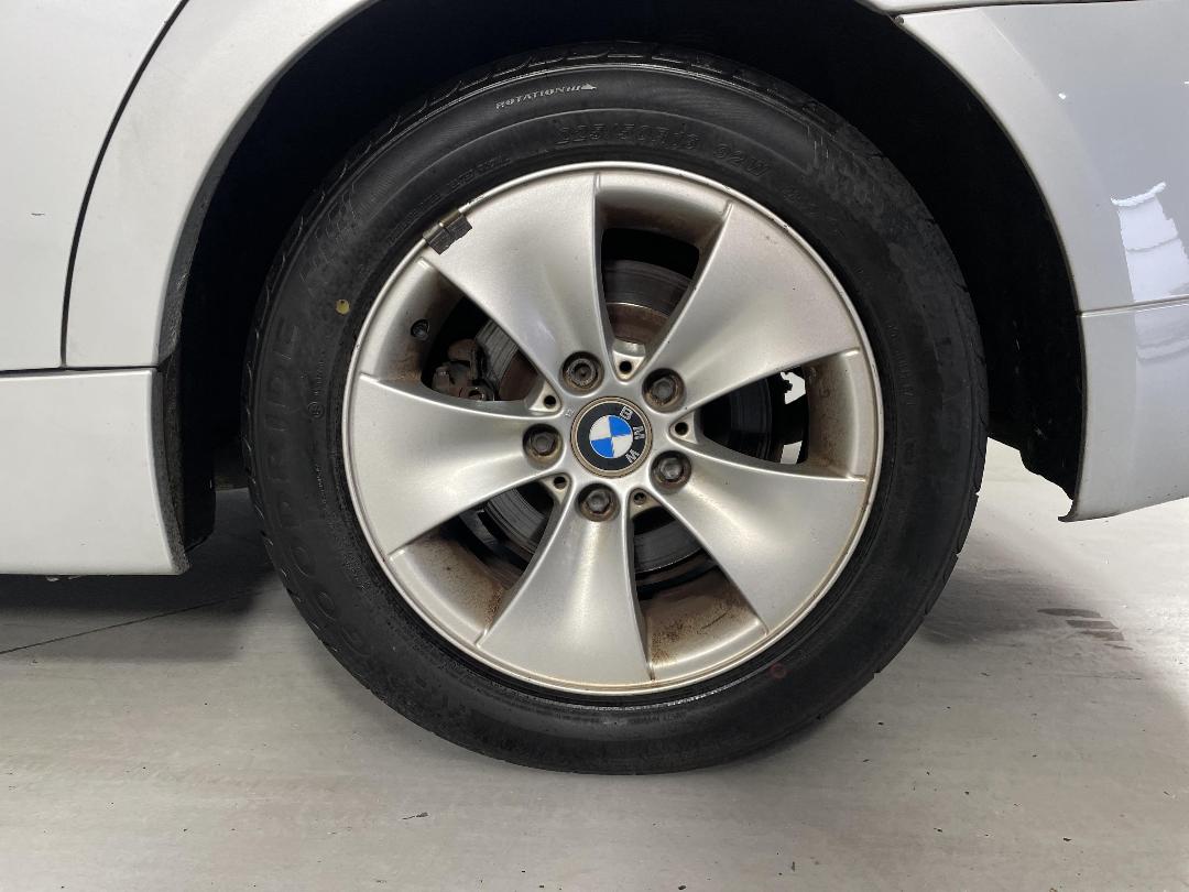 Photo '11' of BMW 323I