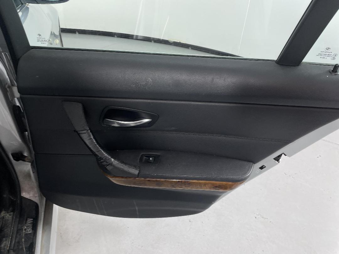 Photo '19' of BMW 323I