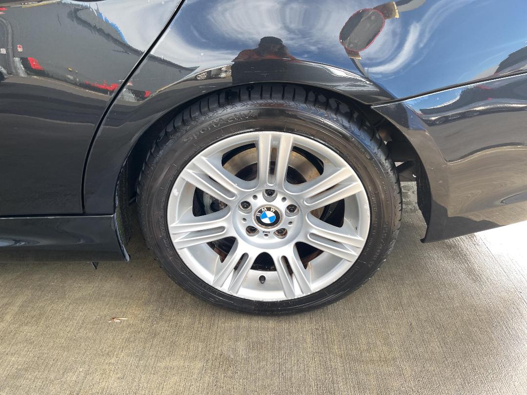 Photo '8' of BMW 323I UL