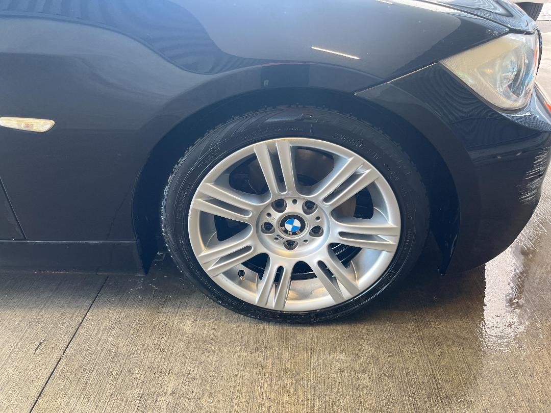 Photo '10' of BMW 323I UL