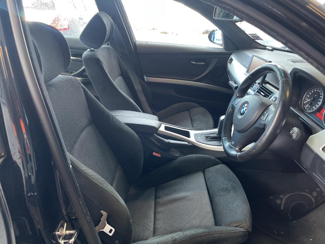 Photo '15' of BMW 323I UL