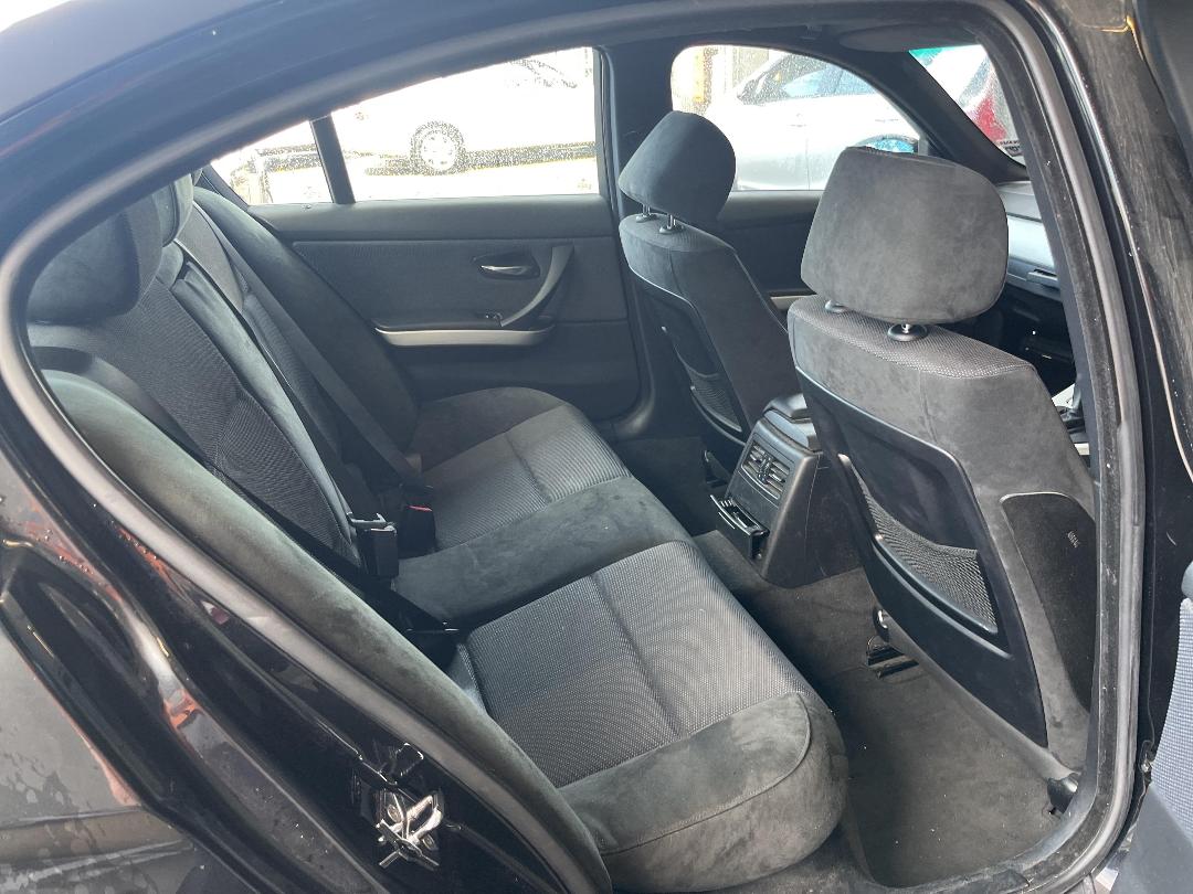 Photo '16' of BMW 323I UL