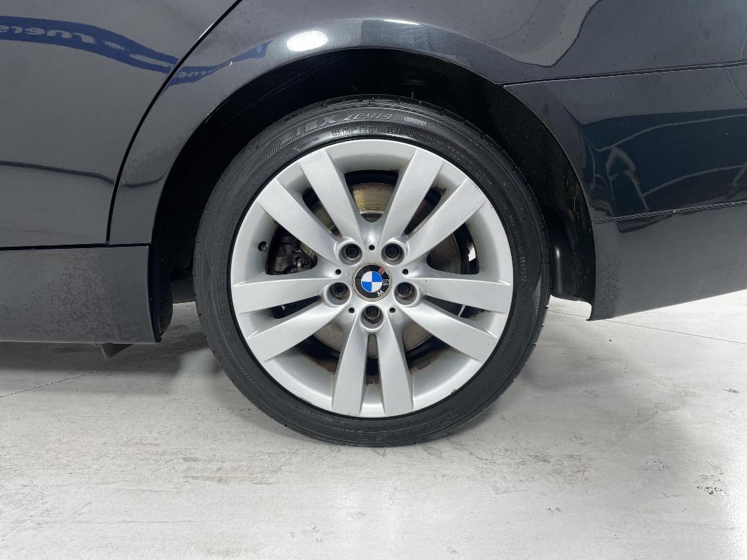 Photo '9' of BMW 335I