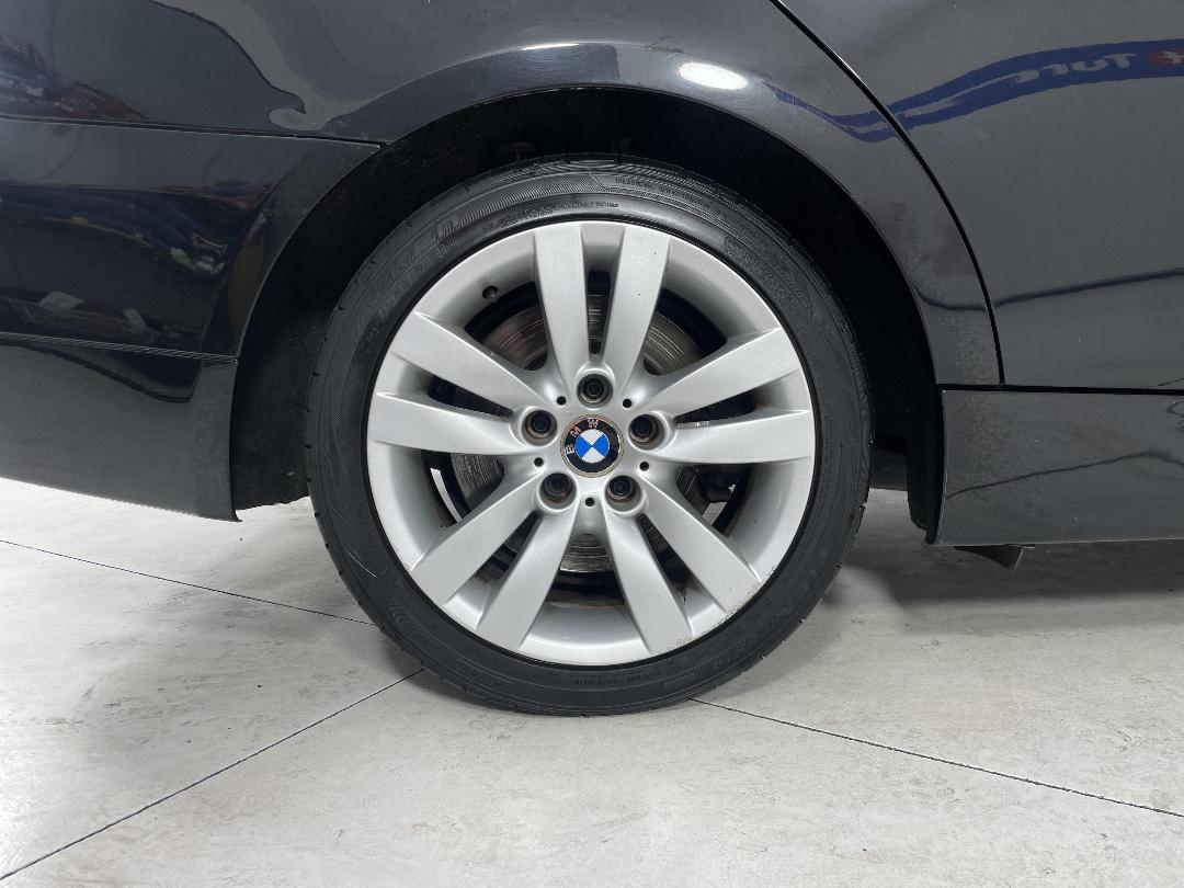 Photo '10' of BMW 335I