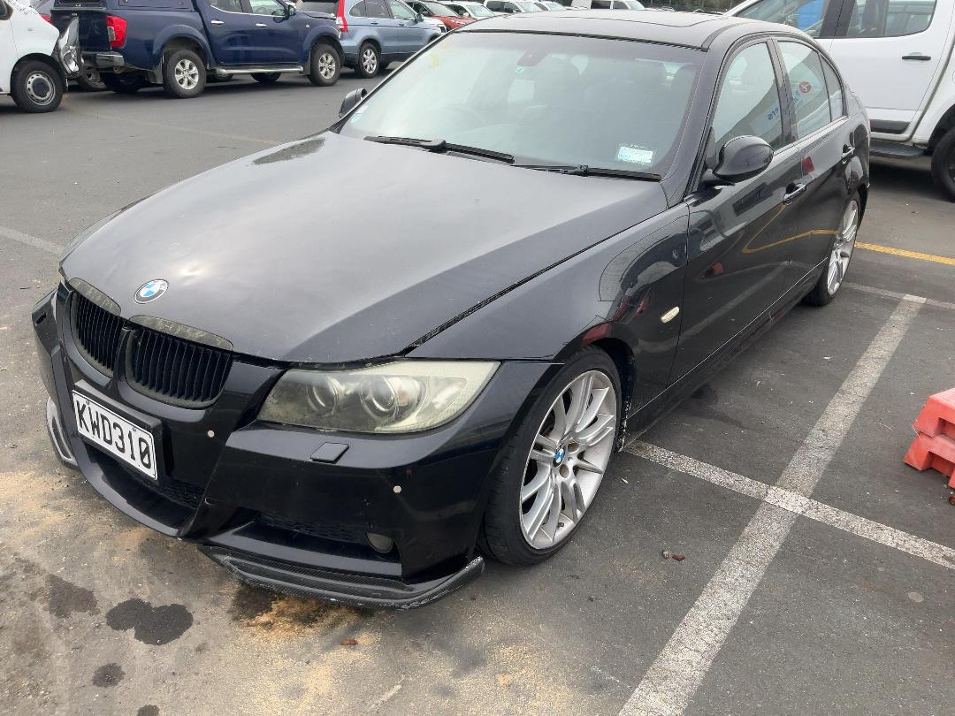 Photo '2' of BMW 335I Motorsport