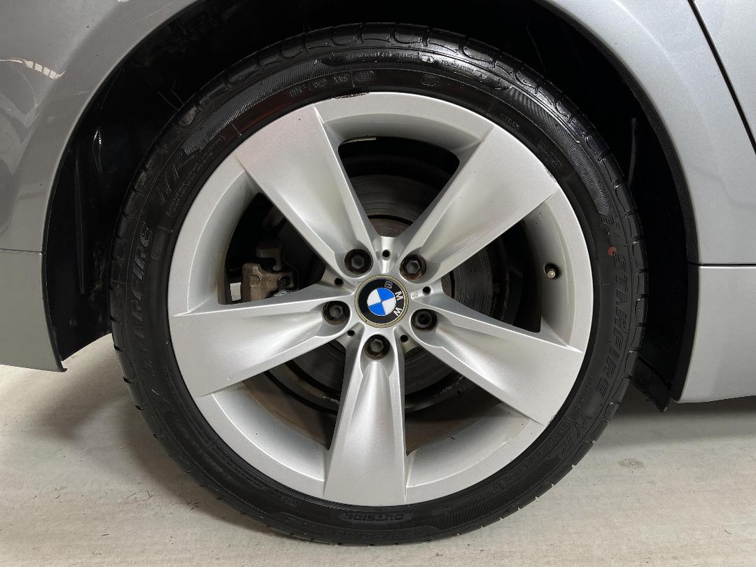 Photo '12' of BMW 530I Photo '12' of BMW 530I